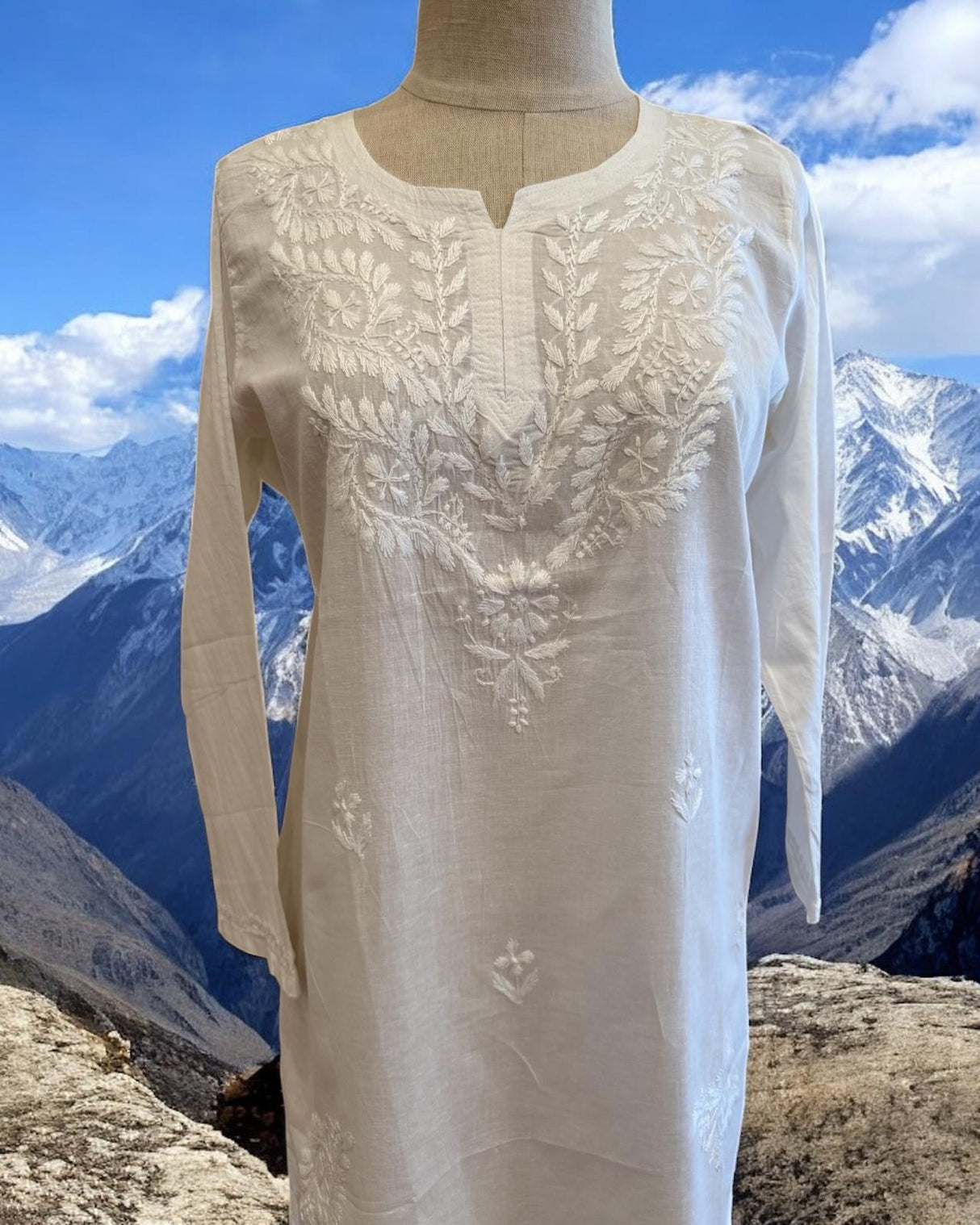 Hand Embroidery Chickankari Tunic