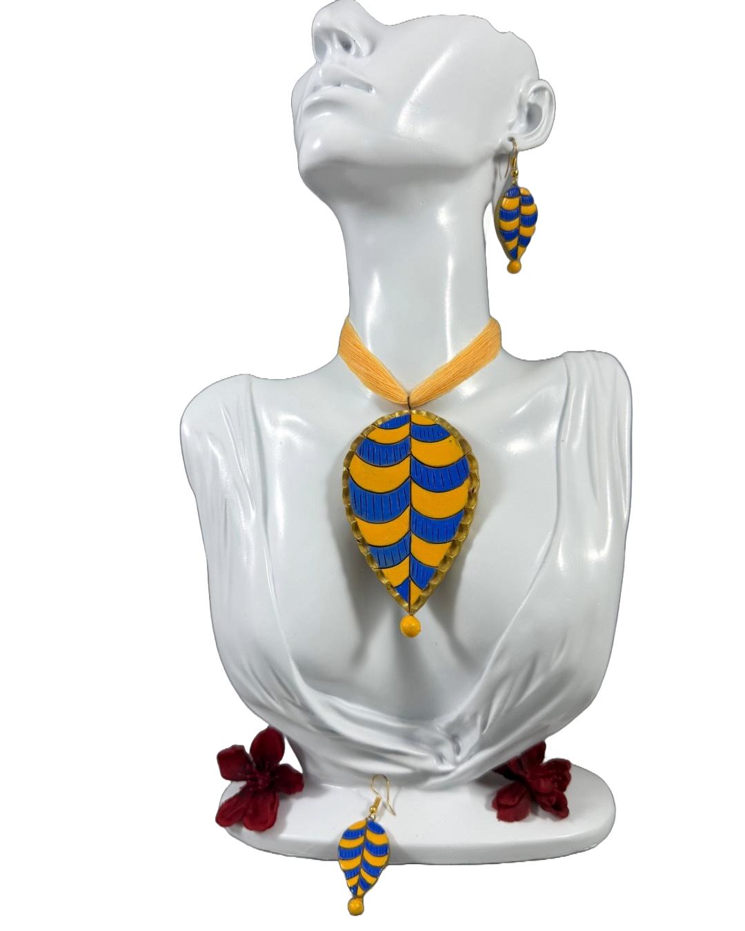 Handcrafted Yellow & Blue Leaf-Shaped Terracotta Jewelry Set