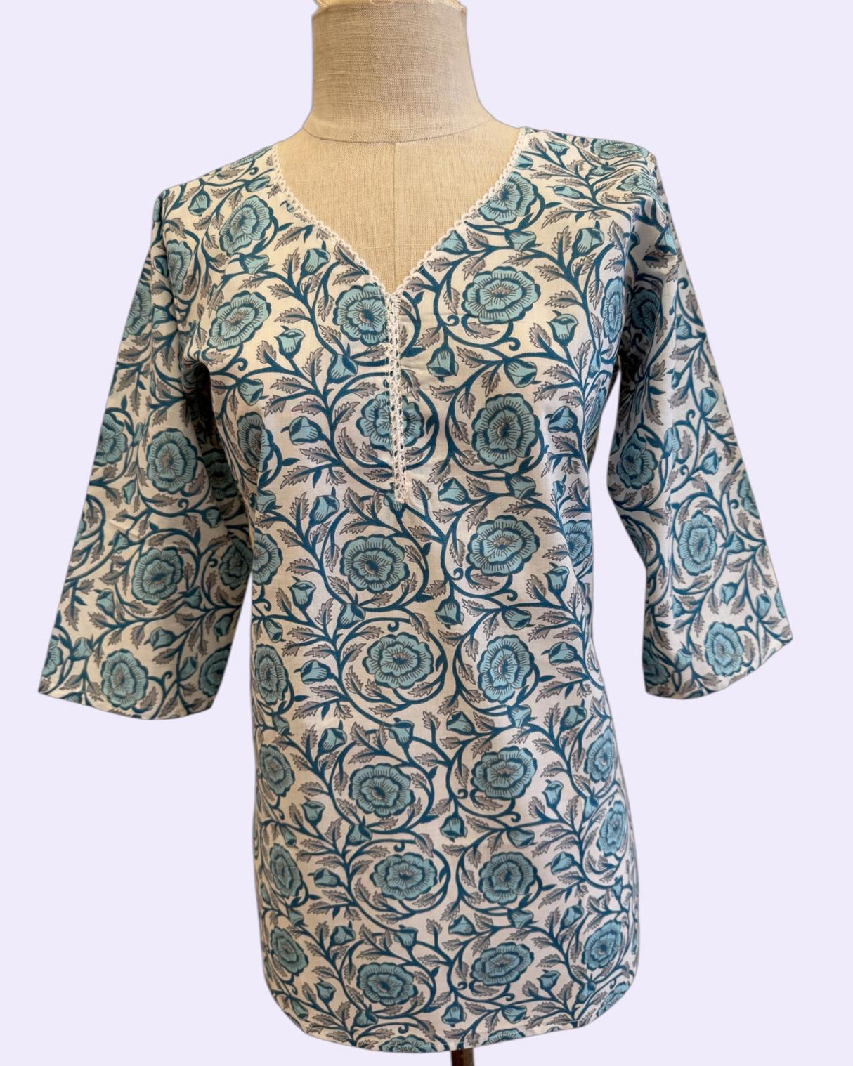 Floral print V-neck tunic