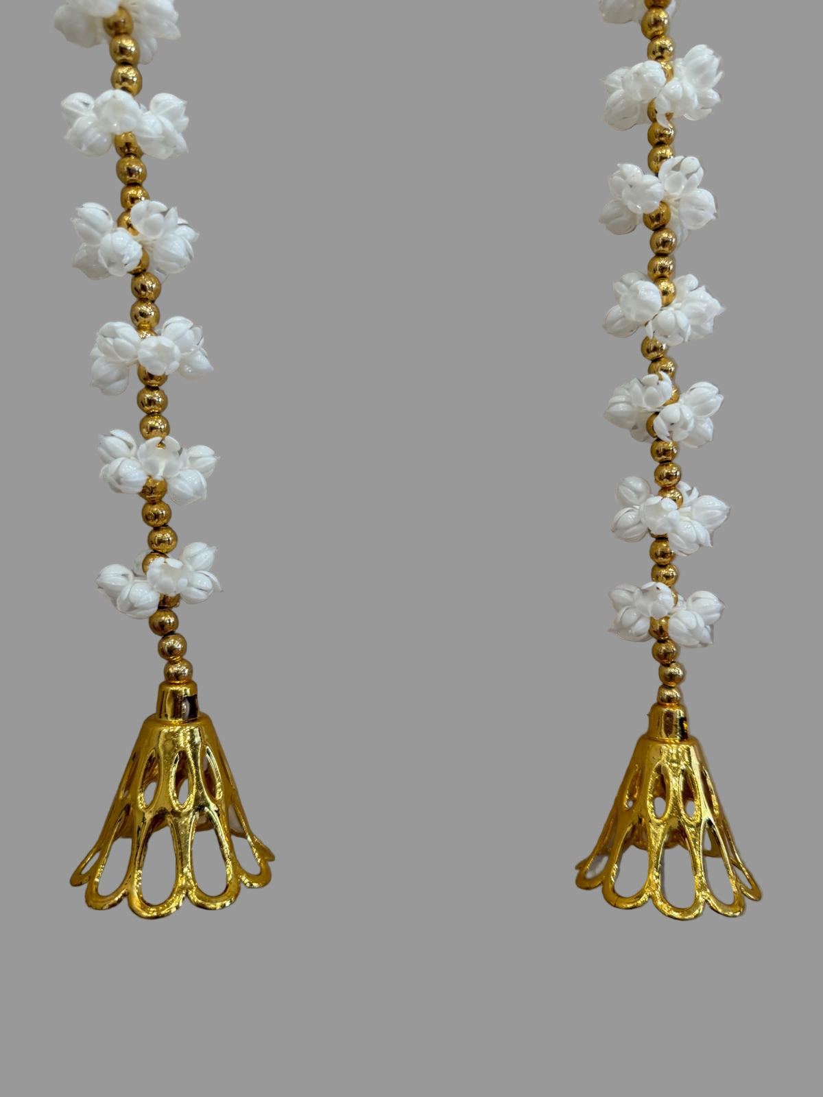Luxury White & Gold Jasmine-Style Artificial Garland – Elegant Hanging String