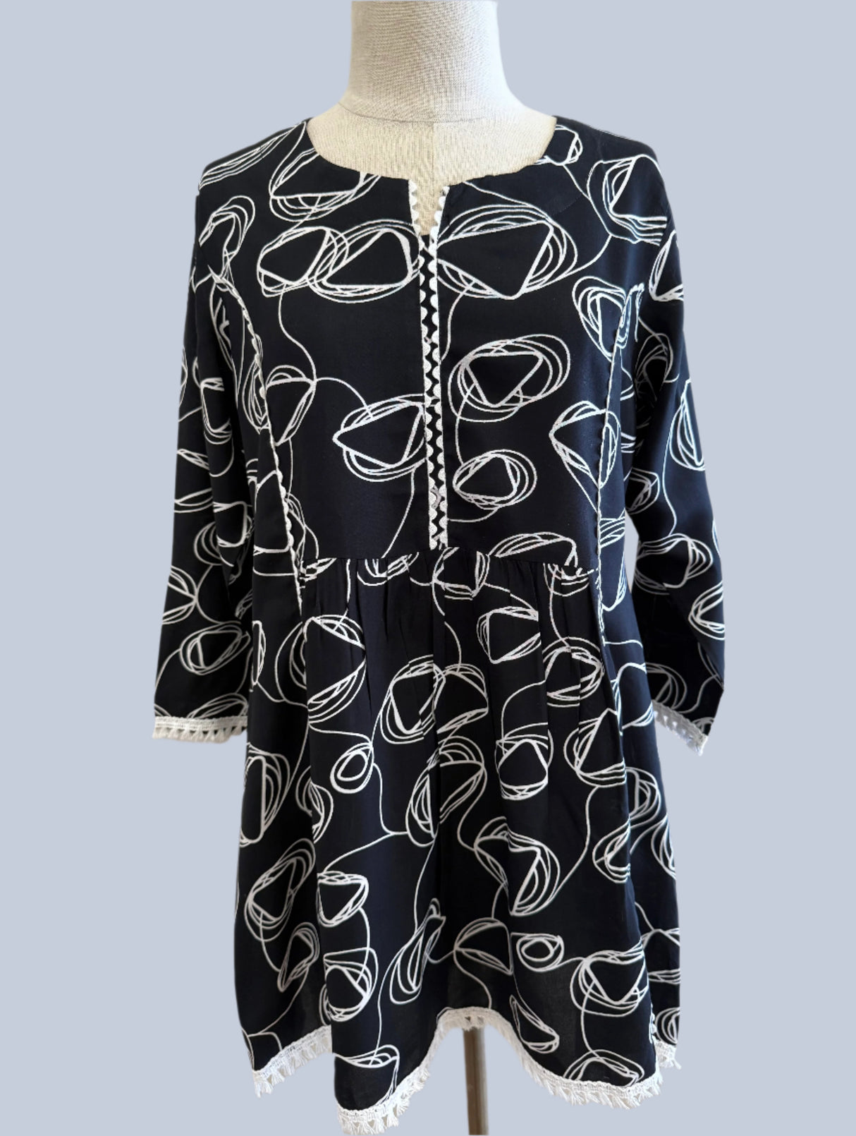 Women's Tunic with lacework