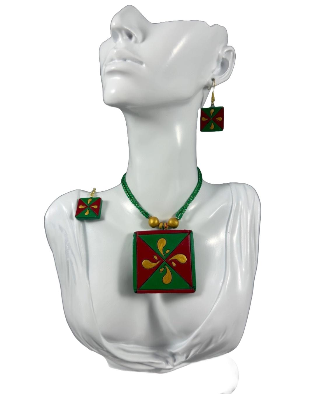 Hand-Painted Terracotta Jewelry Set – Square Floral Pendant with Matching Earring